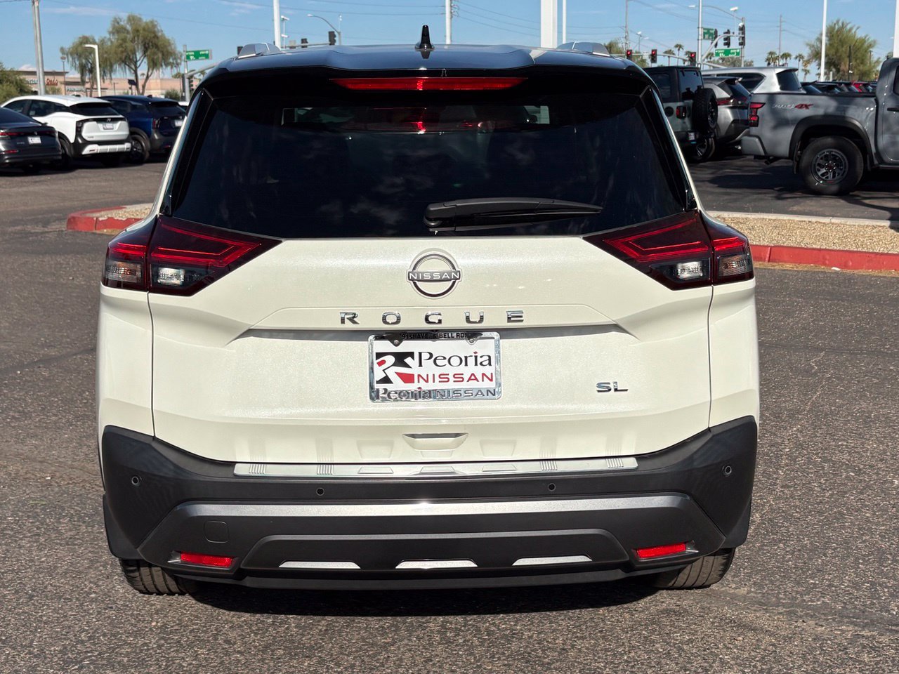 Certified 2023 Nissan Rogue SL FWD image 5