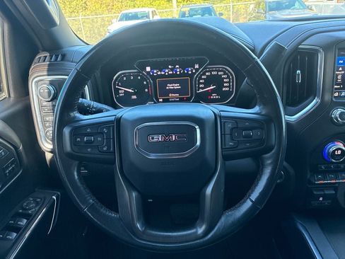 Used 2021 GMC Sierra 1500 AT4 w/ Technology Package AWD/4WD image 16
