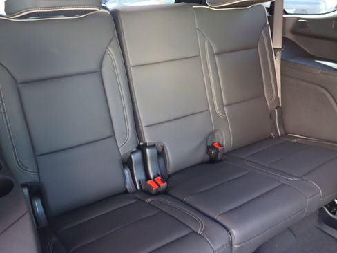 Used 2025 Chevrolet Tahoe Premier image 40