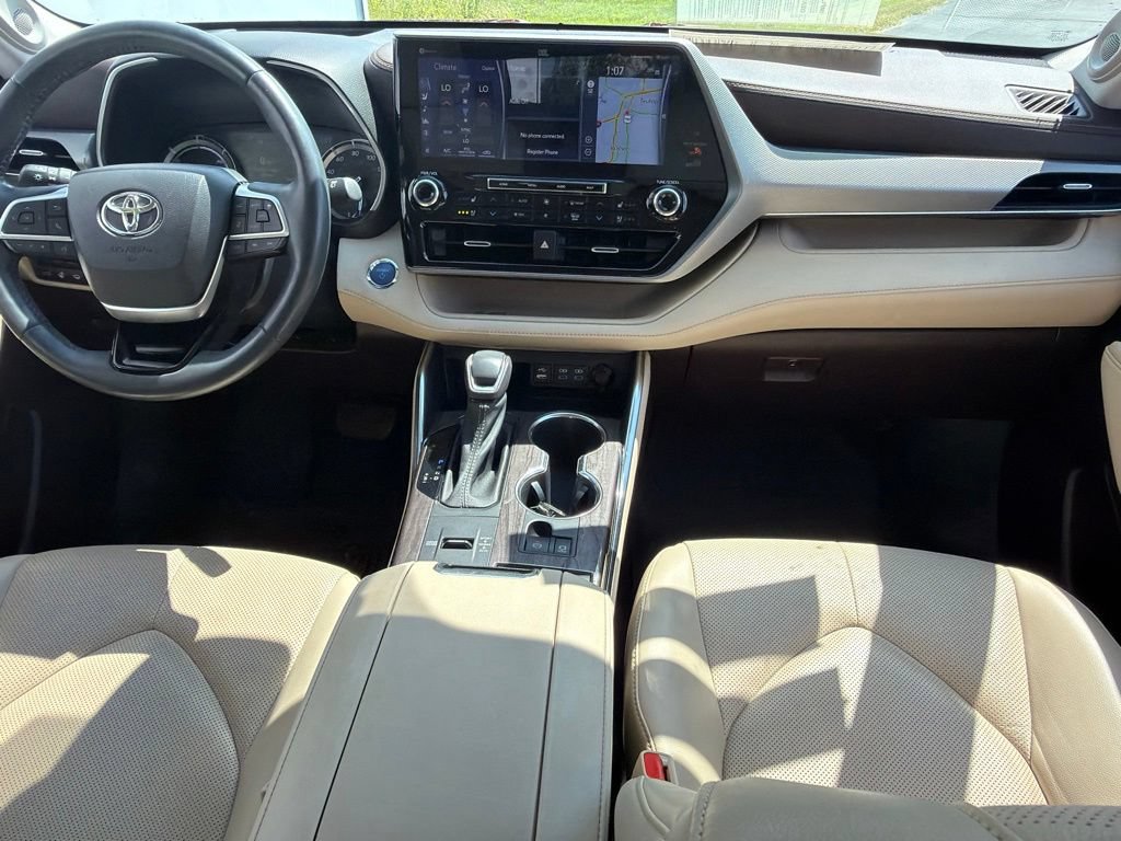 Used 2022 Toyota Highlander Platinum AWD/4WD image 10