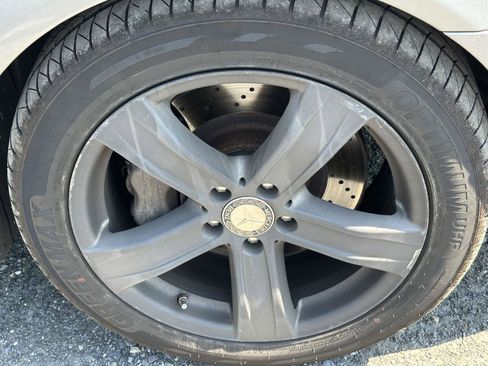 Used 2012 Mercedes-Benz S 550 4MATIC image 8