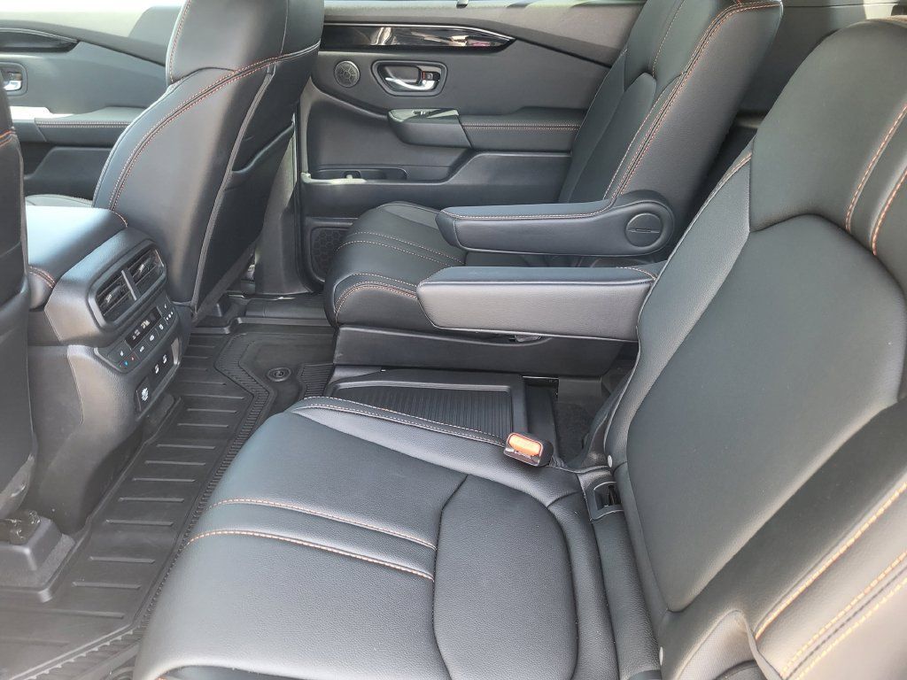 Certified 2026 Honda Pilot TrailSport image 26