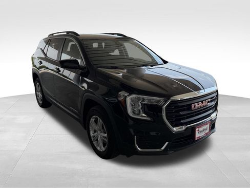 Used 2024 GMC Terrain SLE w/ Driver Convenience Package FWD image 1