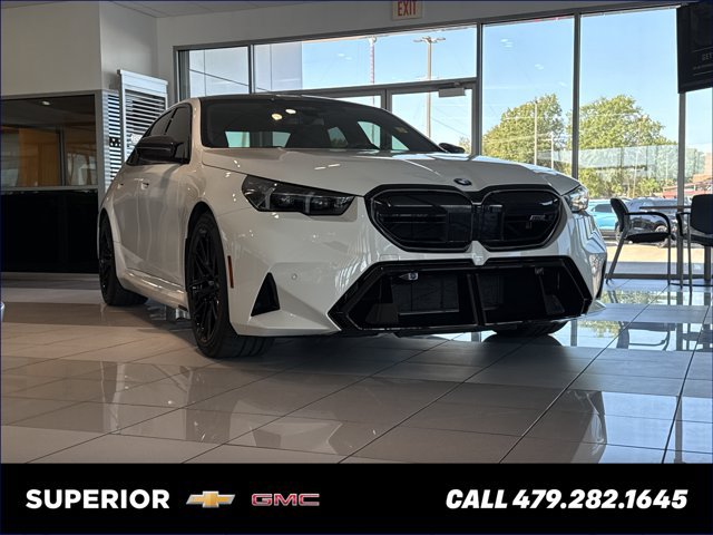 Used 2026 BMW M5 w/ Carbon Package AWD/4WD image 1