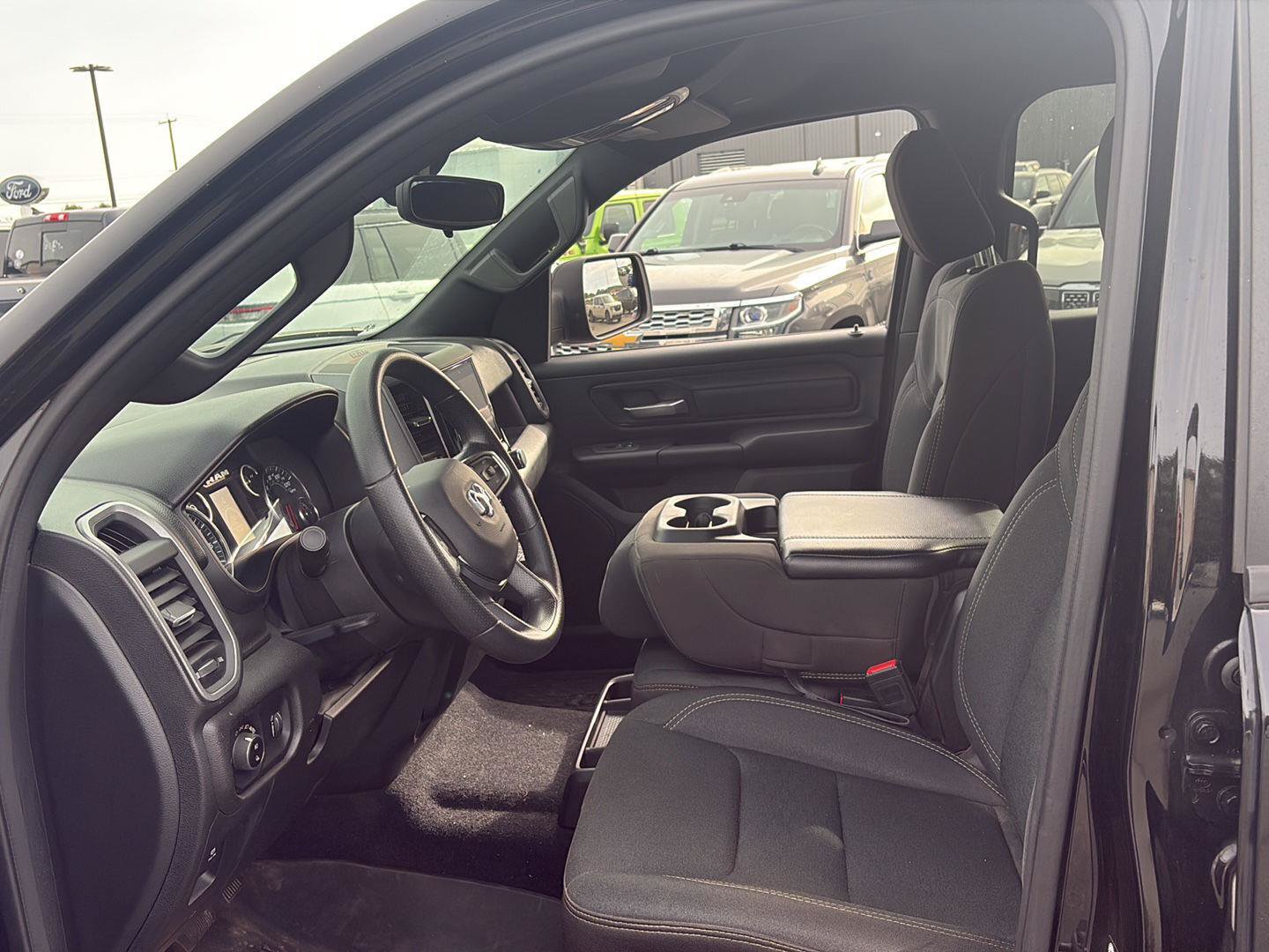 Used 2025 RAM 1500 Tradesman w/ Night Edition AWD/4WD image 13