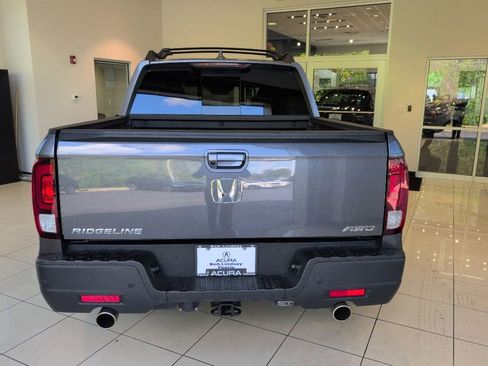 Used 2023 Honda Ridgeline RTL-E image 4