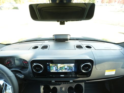 New 2026 Mercedes-Benz Sprinter 2500 image 37