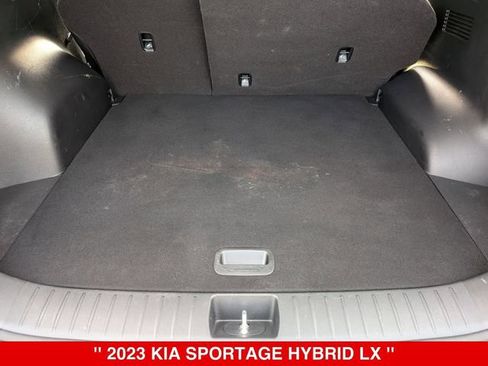 Used 2023 Kia Sportage LX AWD/4WD image 31