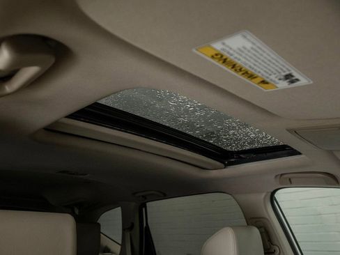 Used 2022 Honda CR-V EX-L image 24