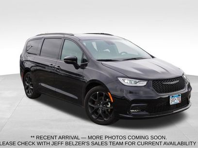 Used 2026 Chrysler Pacifica Limited w/ S Appearance Package