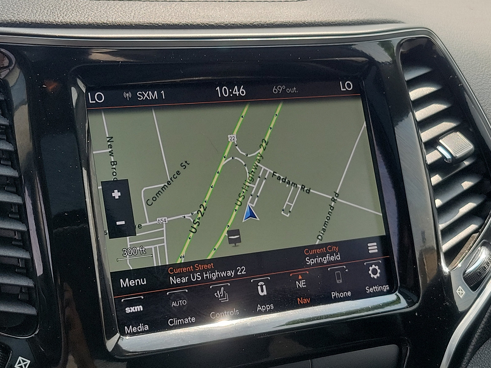 Used 2020 Jeep Cherokee Limited AWD/4WD image 18