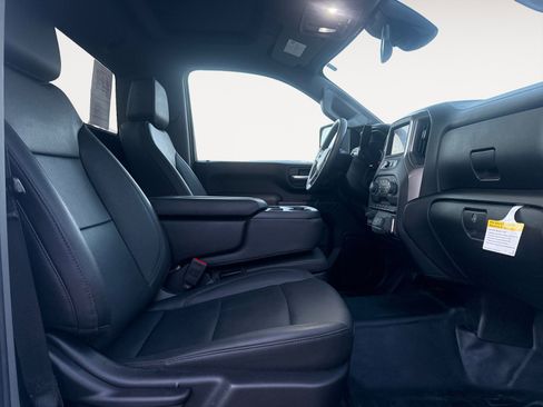 Certified 2025 Chevrolet Silverado 2500 W/T w/ WT Convenience Package AWD/4WD image 15