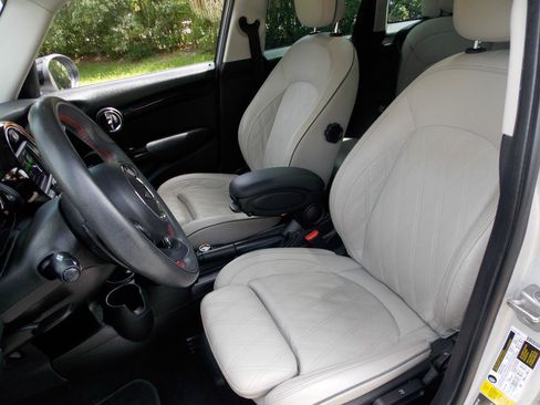Used 2021 MINI Cooper S w/ Signature Upholstery Package FWD image 13