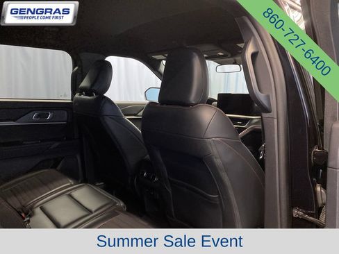 Used 2025 Ford Explorer ST-Line w/ ST-Line Street Pack AWD/4WD image 41
