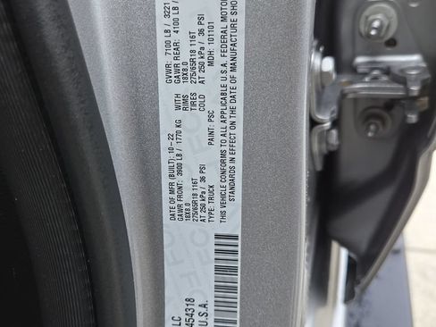 Used 2022 RAM 1500 Laramie AWD/4WD image 31