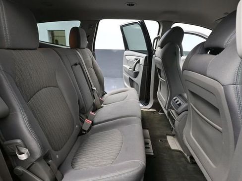 Used 2015 Chevrolet Traverse LS AWD/4WD image 41