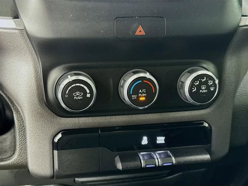 Used 2022 RAM 1500 Big Horn image 17