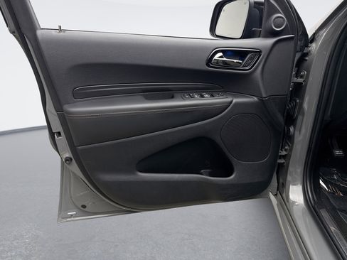 Used 2022 Dodge Durango R/T w/ Blacktop Package image 9