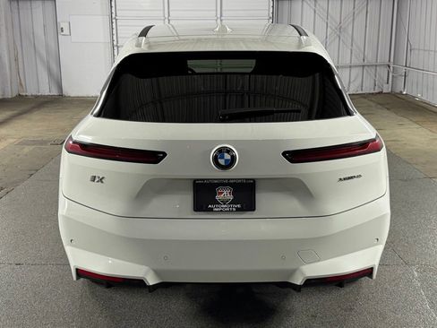 Used 2026 BMW iX xDrive45 AWD/4WD image 13