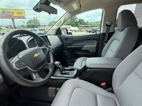 Certified 2022 Chevrolet Colorado W/T w/ Custom Special Edition AWD/4WD image 9