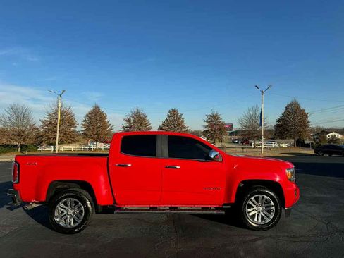Used 2016 GMC Canyon SLT w/ Driver Alert Package image 4