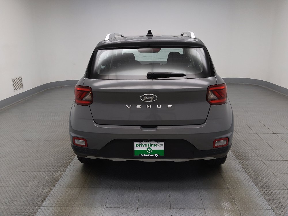 Used 2021 Hyundai Venue SEL FWD image 7