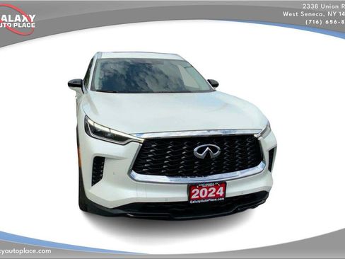 Used 2024 INFINITI QX60 Luxe AWD/4WD image 3