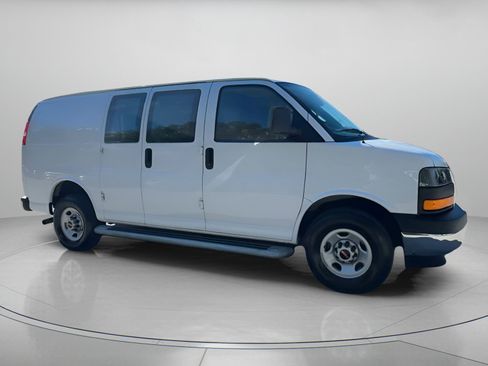 Used 2024 GMC Savana 2500 w/ Driver Convenience Package image 34