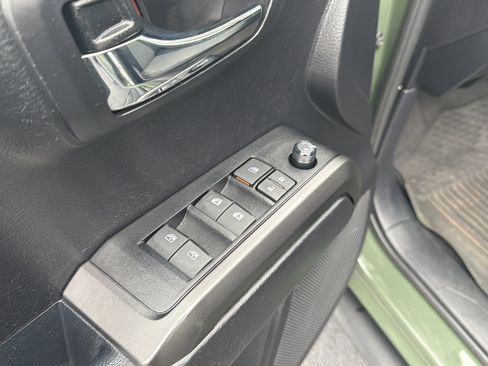Used 2021 Toyota Tacoma TRD Sport RWD image 23
