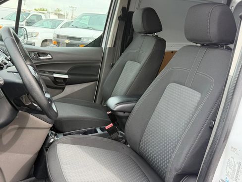 Used 2021 Ford Transit Connect XLT image 18