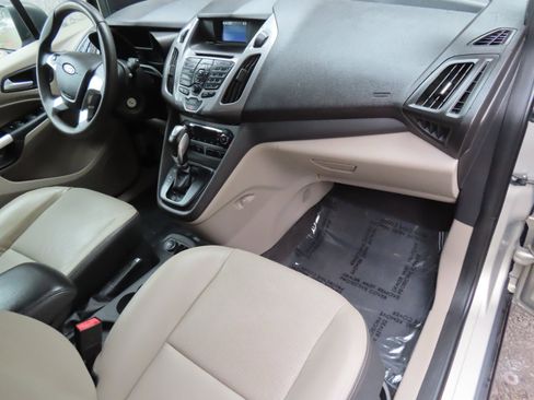 Used 2014 Ford Transit Connect XLT image 19