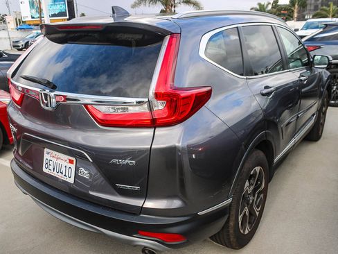 Used 2018 Honda CR-V Touring image 5