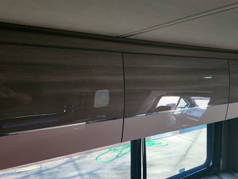 Used 2019 Mercedes-Benz Sprinter 170 image 25