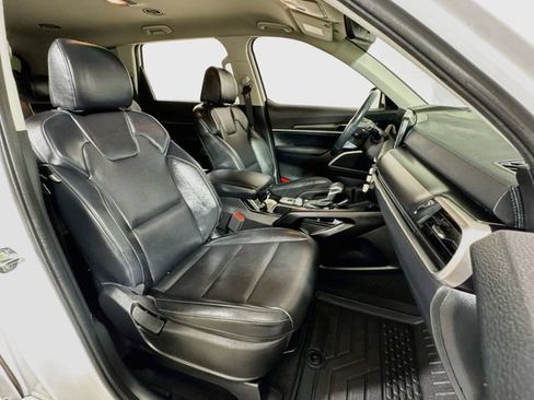 Used 2024 Kia Telluride LX FWD image 27