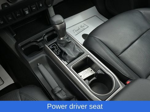Used 2022 Toyota Tacoma Limited AWD/4WD image 30