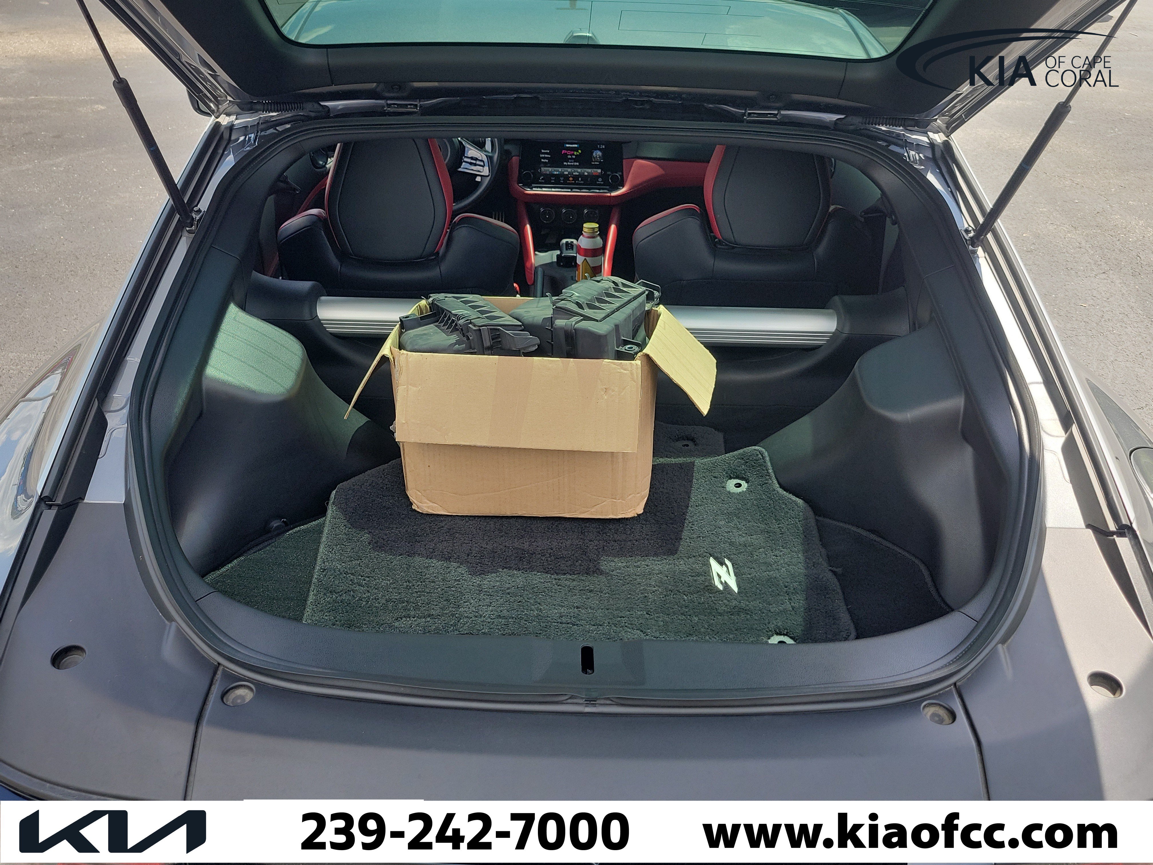 Used 2025 Nissan Z Performance w/ Floor Mat Package RWD image 14