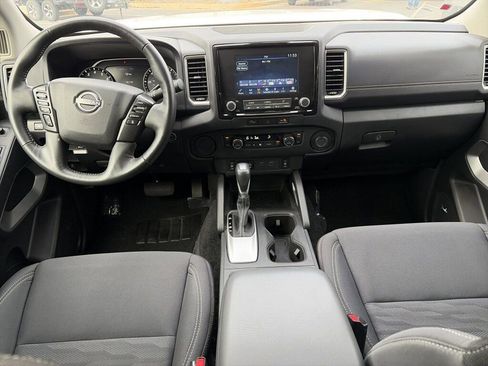 Certified 2024 Nissan Frontier SV w/ SV Convenience Package image 10