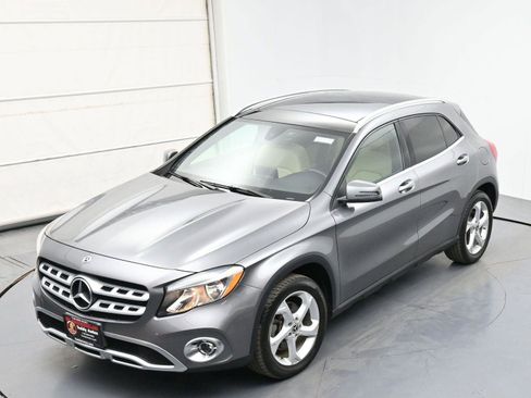 Used 2020 Mercedes-Benz GLA 250 4MATIC image 35