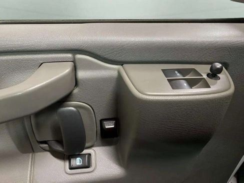 Used 2023 Chevrolet Express 3500 LT w/ LT Preferred Equipment Group image 31