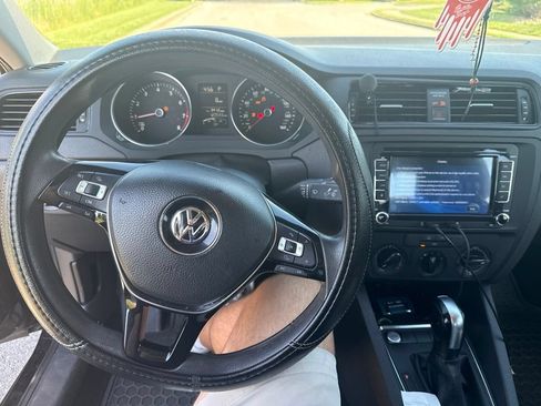 Used 2015 Volkswagen Jetta S FWD image 7