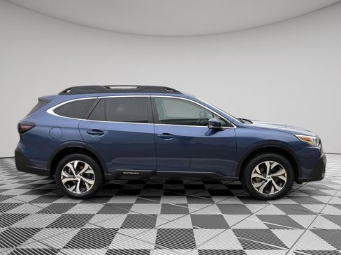 Used 2021 Subaru Outback Limited image 8