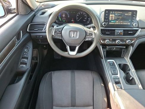 Used 2019 Honda Accord EX image 13