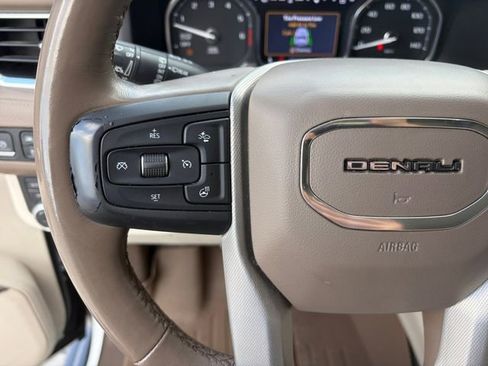 Used 2021 GMC Yukon XL Denali w/ Denali Ultimate Package AWD/4WD image 6