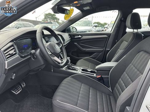 Used 2024 Volkswagen Jetta Sport FWD image 15