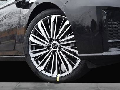 New 2025 Nissan Altima 2.5 SL