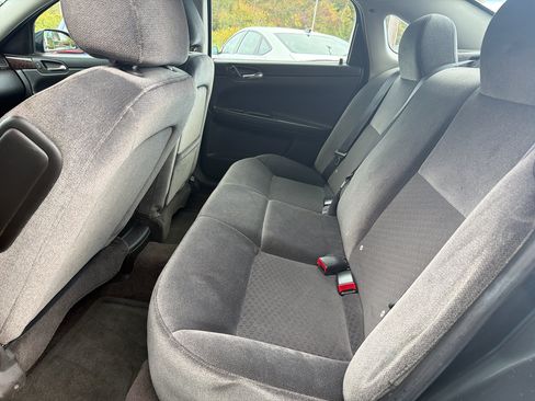 Used 2014 Chevrolet Impala Limited LS image 18