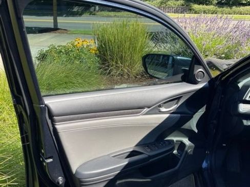 Used 2020 Honda Civic EX-L image 1