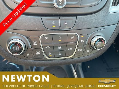 Used 2024 Chevrolet Malibu LT FWD image 18