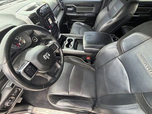 Used 2020 RAM 2500 Laramie w/ Night Edition AWD/4WD image 14
