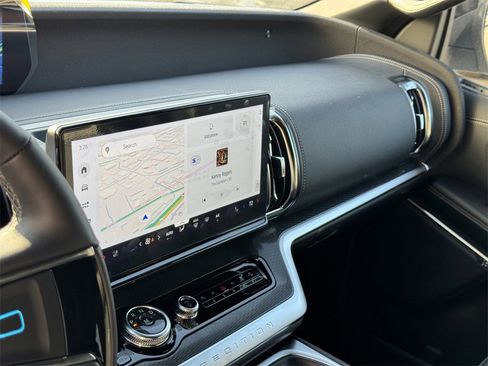 New 2025 Ford Expedition Max Platinum w/ Stealth Appearance Package image 18